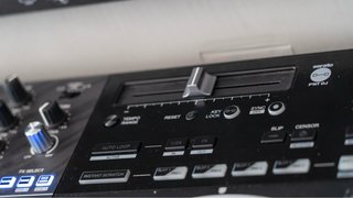 Pioneer DJ REV7 - Controlador DJ