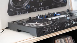 Pioneer DJ REV7 - Controlador DJ