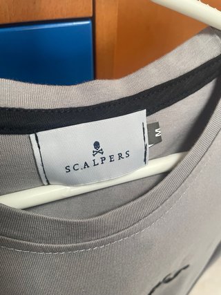 Camiseta Scalpers Gris