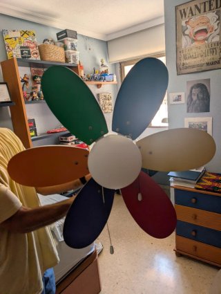 Ventilador de techo infantil multicolor