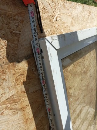 Ventana corredera blanca