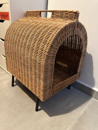 Cama para gatos de mimbre