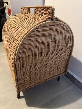 Cama para gatos de mimbre