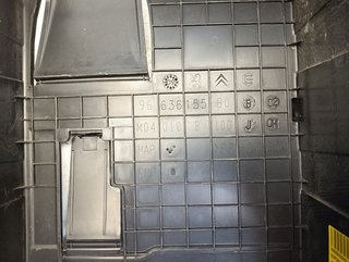 SOPORTE BATERIA PEUGEOT 308 9HX 9663615580