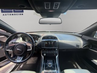 Jaguar XE Jaguar XE 2.0 Diesel 132kW RWD R-Sport Auto