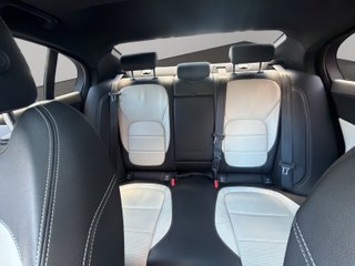 Jaguar XE Jaguar XE 2.0 Diesel 132kW RWD R-Sport Auto
