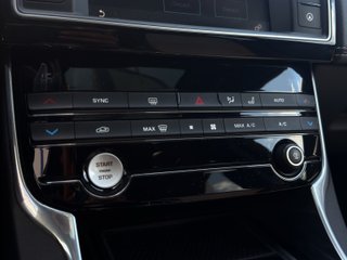 Jaguar XE Jaguar XE 2.0 Diesel 132kW RWD R-Sport Auto