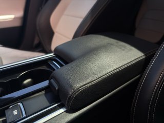 Jaguar XE Jaguar XE 2.0 Diesel 132kW RWD R-Sport Auto