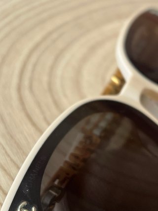 Gafas Chanel Blancas y Doradas