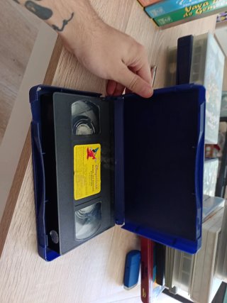 VHS Bichos Disney Pixar