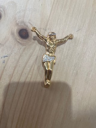 Colgante Jesús Dorado con Circonitas