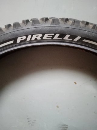 Neumático Pirelli Scorpion E-MTB 27.5x2.6
