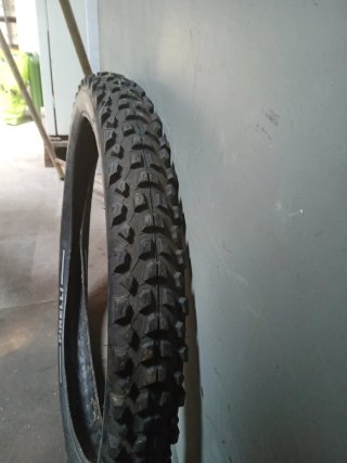 Neumático Pirelli Scorpion E-MTB 27.5x2.6