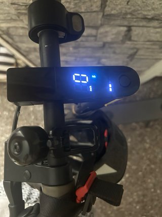 NEGOCIABLE Patinete Eléctric Xiaomi+casco+cargadr.
