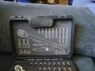 Llave dinamométrica 5-25Nm 33 piezas