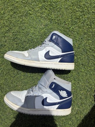 Air Jordan 1 Mid