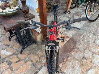 Bicicleta Rockrider ST 100 MTB Roja