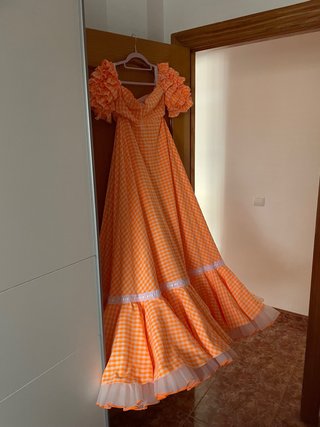 Bata Rociera Naranja y Blanca