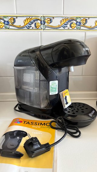 Cafetera Tassimo Bosch TAS11x Negra