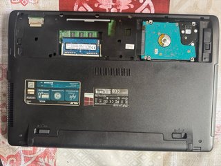 Portátil Asus X552L Negro