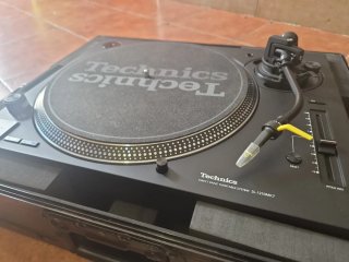 Technics SL-1200 MK7 + Funda + Aguja Ortofon