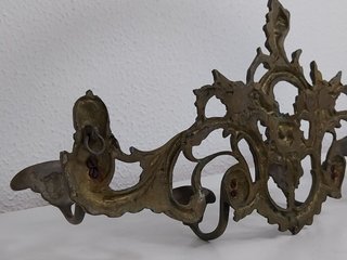 Perchero de pared de bronce, estilo ornamental