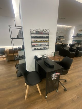 Traspaso Peluquería Completa