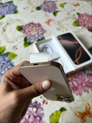 iPhone 16 Pro 128gb 92% Batería