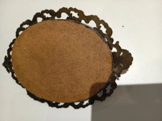 Adorno antiguo flores marco metal
