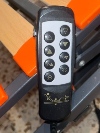 Cama Articulada Eléctrica Gerialine LIFT3A Mando