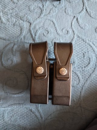Porta cargador doble Vega Holster