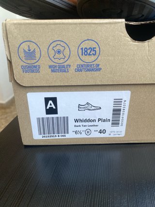 Zapatos Clarks Cuero Talla 6.5 (40 EU) Nuevos