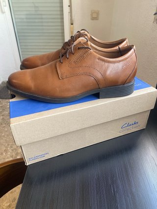 Zapatos Clarks Cuero Talla 6.5 (40 EU) Nuevos