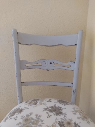 Silla de comedor tapizada floral