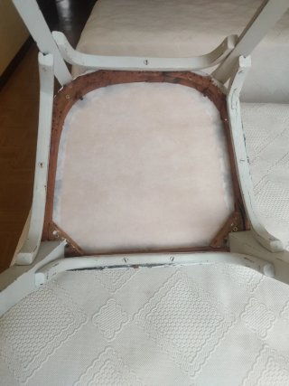 Silla de comedor tapizada floral