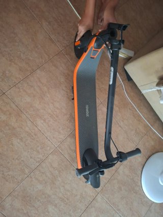 Patinete eléctrico Ninebot Naranja