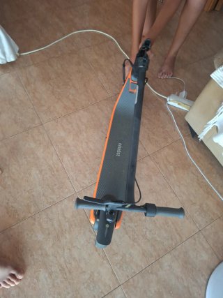 Patinete eléctrico Ninebot Naranja