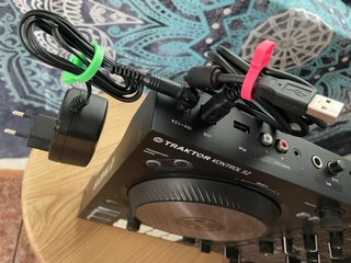 Native Instruments Traktor Kontrol S2 MK3