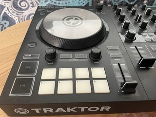 Native Instruments Traktor Kontrol S2 MK3