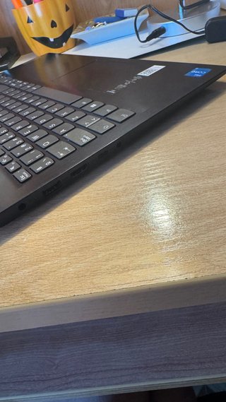 Lenovo IdeaPad 3 i3 | 8GB RAM | 256GB SSD