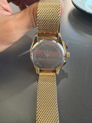 Reloj Maserati Negro y Dorado