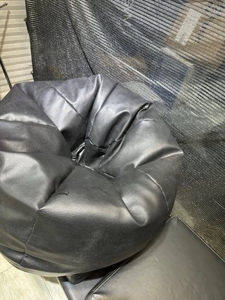 Puff Negro Cuero Sintético Cómodo