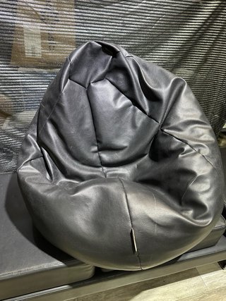 Puff Negro Cuero Sintético Cómodo