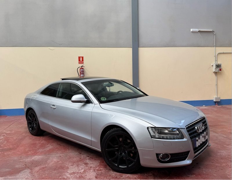 Audi A5 2008 - foto 1