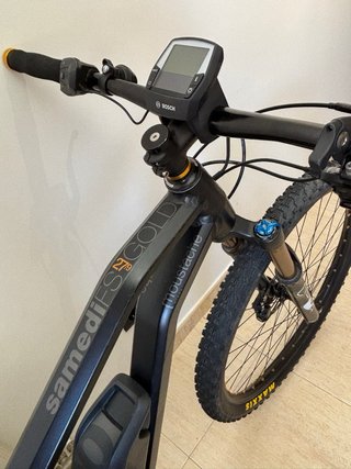 Moustache Samedi 27/9 Gold E-Bike Doble Suspensión