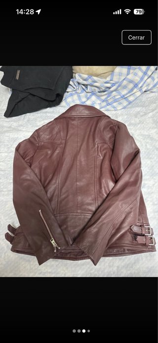 Chaqueta de cuero marrón