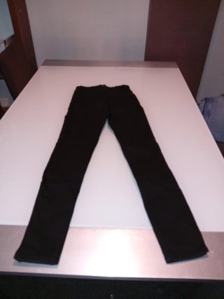 Pantalón pitillo negro largo Zara