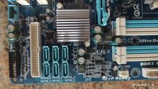 Placa base Gigabyte GA-EP43T-S3L (averiada)