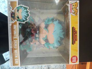 Funko Pop Infinite Deku con Eri 1010