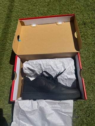Nike Negras